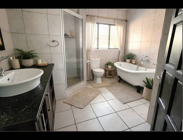 5 BEDROOM FREEHOLD FOR SALE IN WELGELEGEN